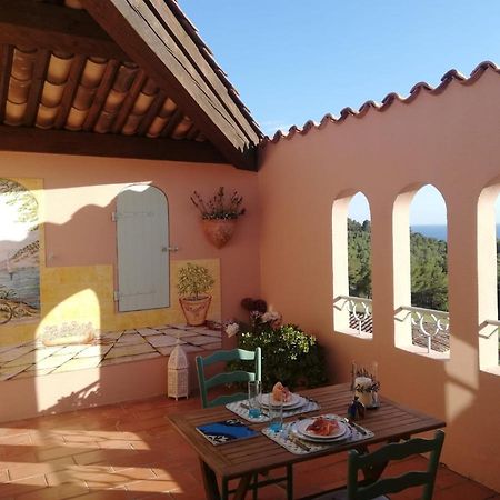 Apartmán Hameau Des Amandiers - Vue Mer, Golf Et Vignes Saint-Cyr-sur-Mer Exteriér fotografie