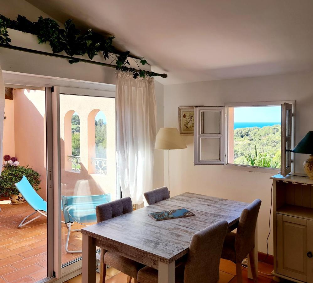 Apartmán Hameau Des Amandiers - Vue Mer, Golf Et Vignes Saint-Cyr-sur-Mer Exteriér fotografie