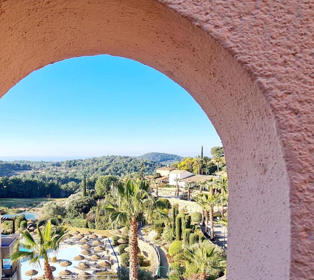 Apartmán Hameau Des Amandiers - Vue Mer, Golf Et Vignes Saint-Cyr-sur-Mer Exteriér fotografie