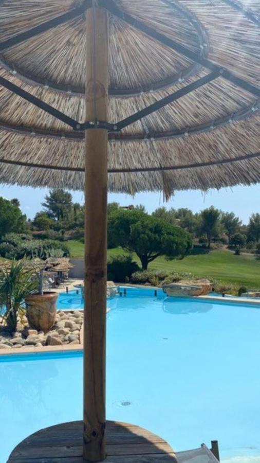 Apartmán Hameau Des Amandiers - Vue Mer, Golf Et Vignes Saint-Cyr-sur-Mer Exteriér fotografie